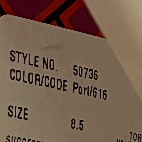 Brand new in box Boudreaux Tory Burch flats! Burgundy shoes - Picture 8 of 8